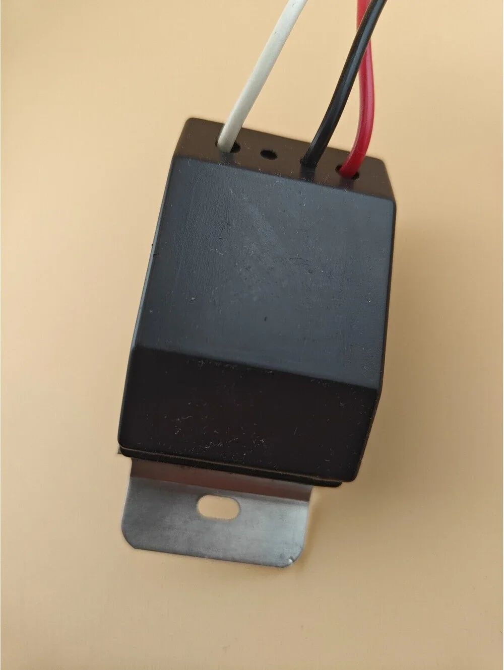 Hybrinetics 300 Watt 3-Way Pushbutton Dimmer